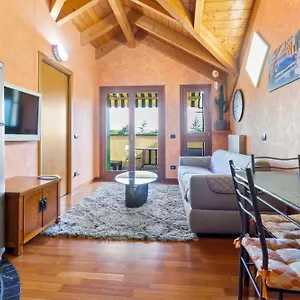 Lovely Orange House Viggiù